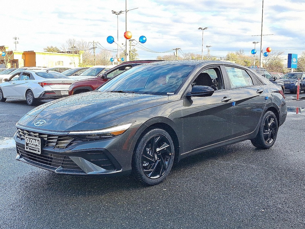 New 2026 Hyundai Elantra SEL Sport Sedan
