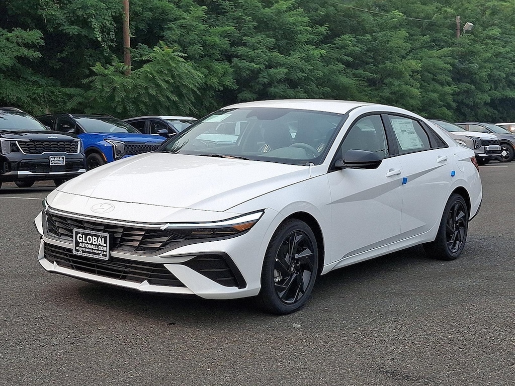 New 2026 Hyundai Elantra SEL Sport Sedan