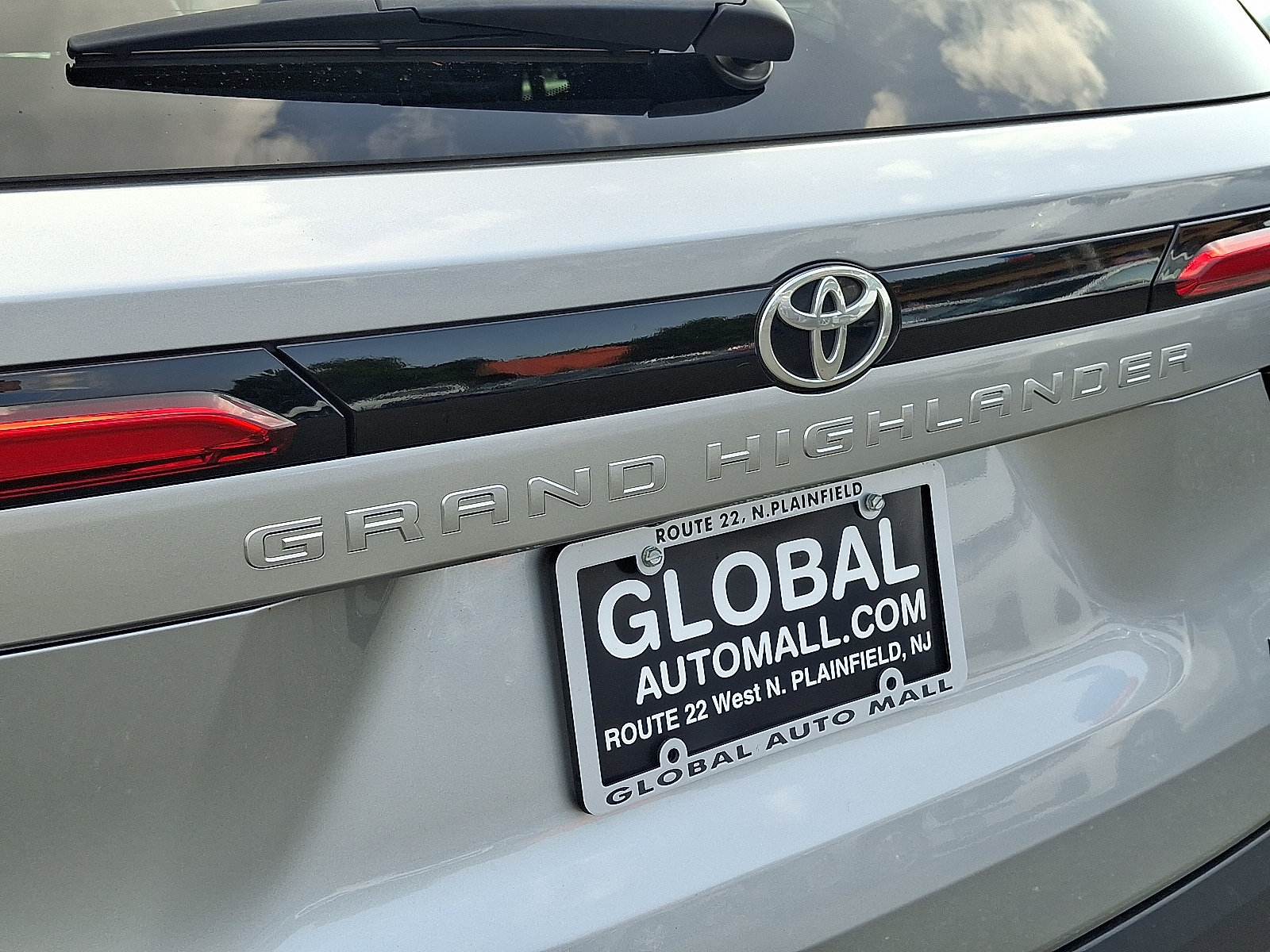 2024 Toyota Grand Highlander Limited - Photo 29