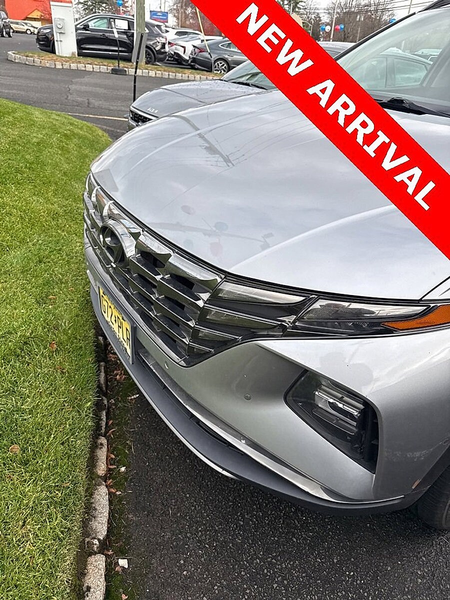 2022 Hyundai Tucson Hybrid Limited photo 2