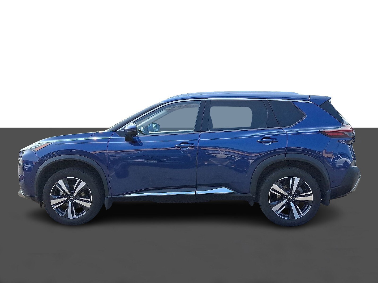 2021 Nissan Rogue Platinum photo 4