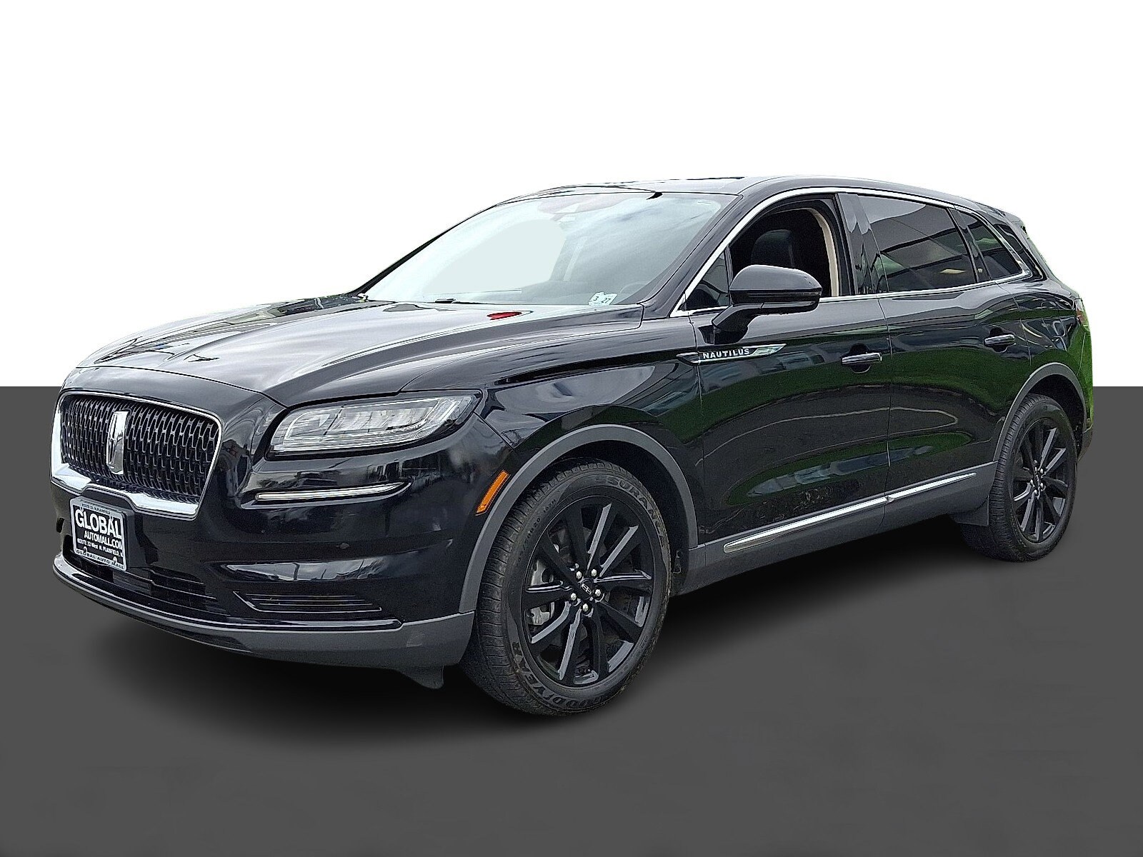 2022 Lincoln Nautilus Reserve photo 3