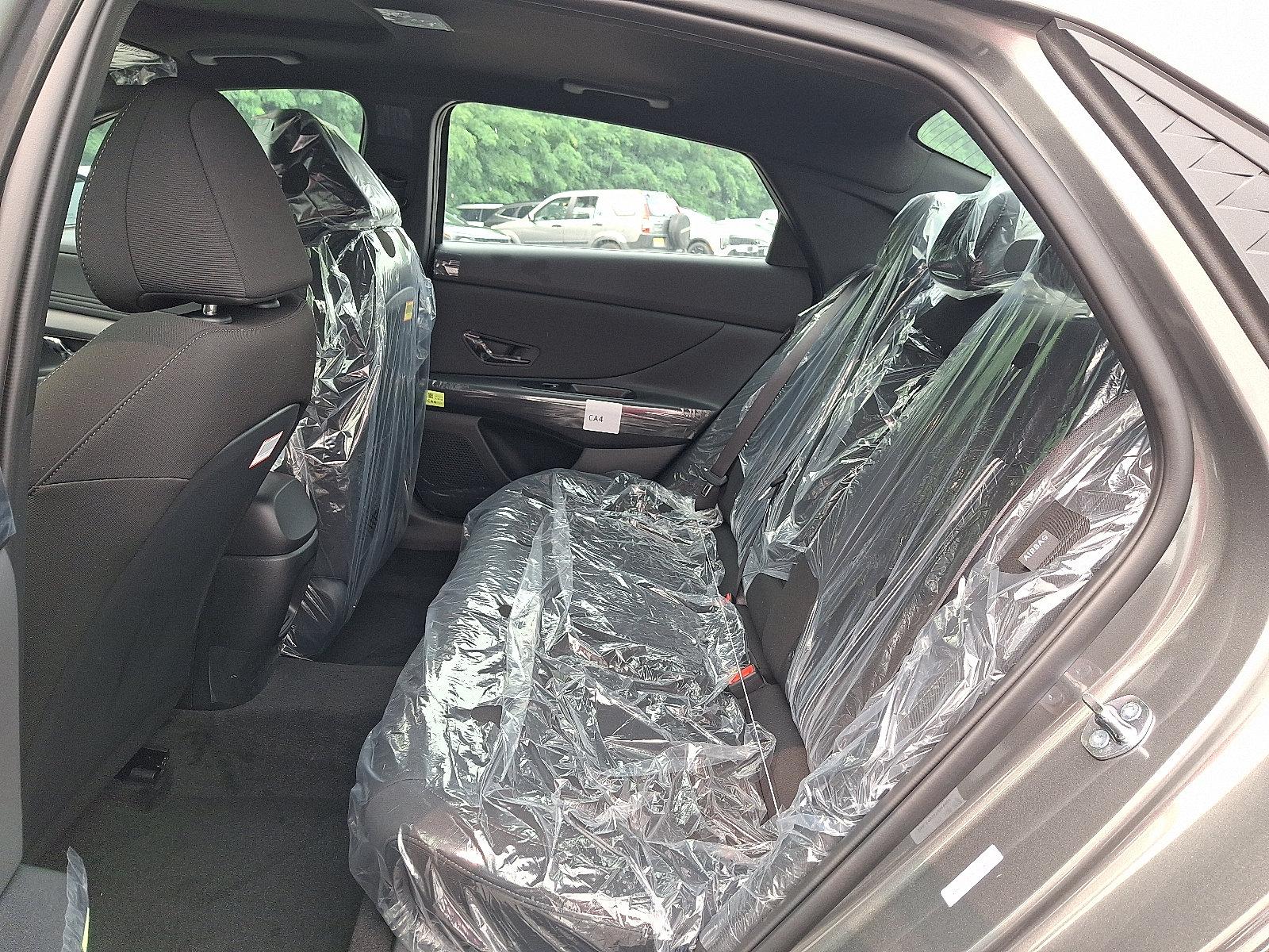 2026 Hyundai Elantra SEL - Photo 6
