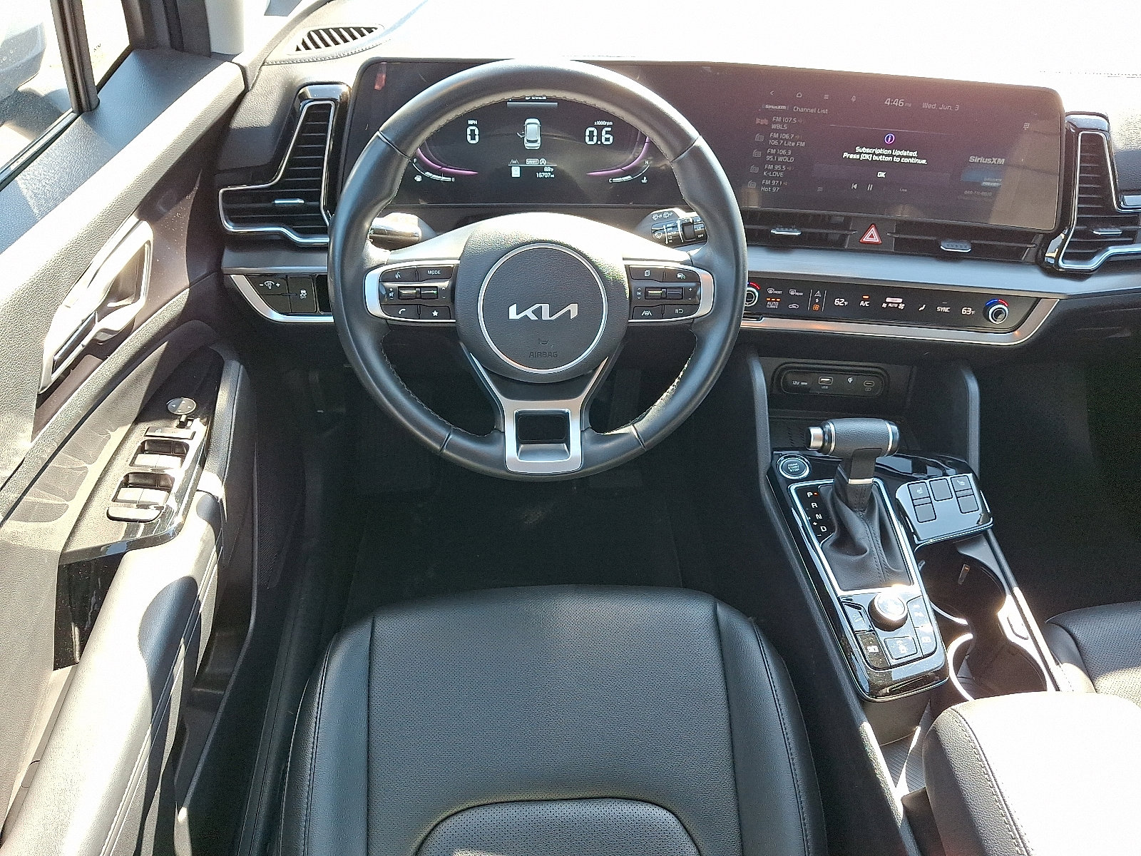 2024 Kia Sportage EX - Photo 12
