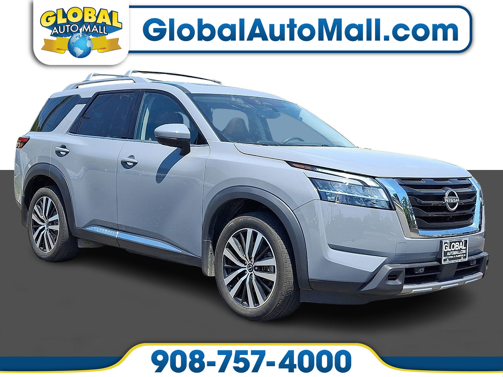 2023 Nissan Pathfinder Platinum 4WD's photo