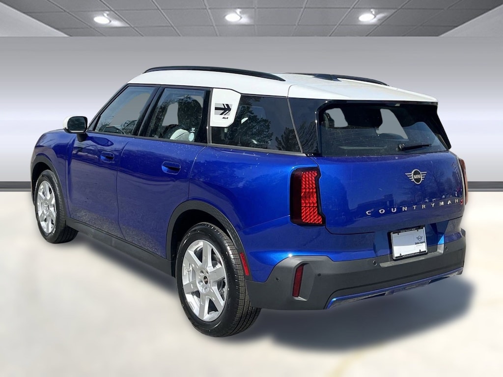 New 2025 MINI Countryman Signature Plus SUV
