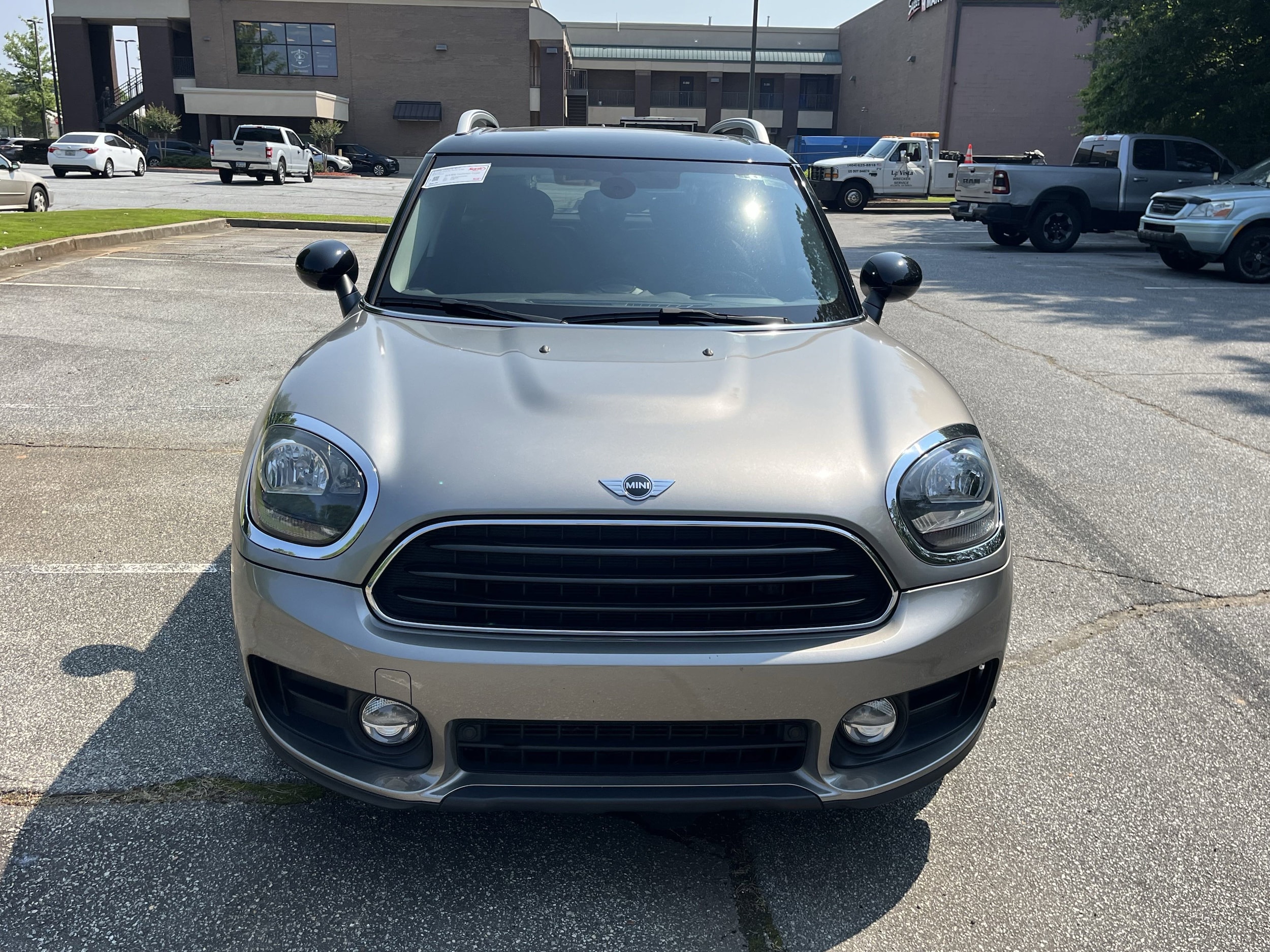 Used 2018 MINI Countryman Base with VIN WMZYV5C3XJ3E04904 for sale in Chamblee, GA