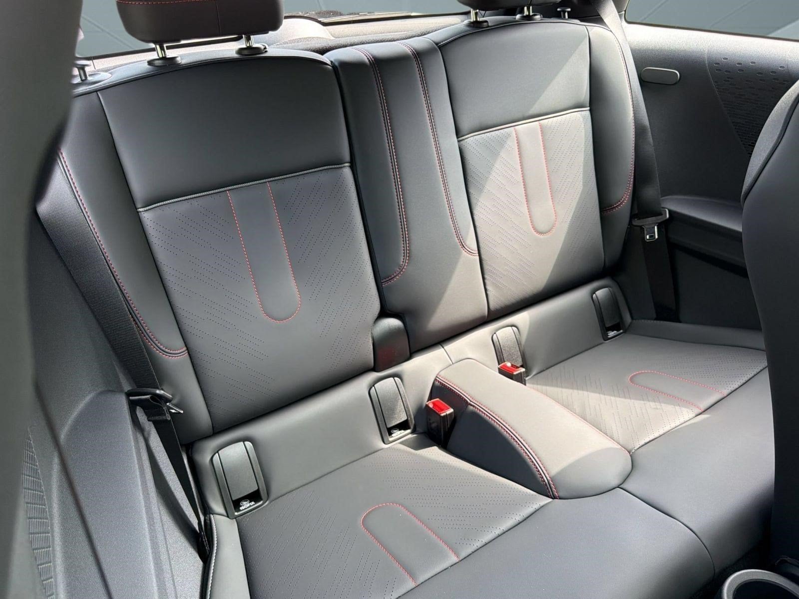 2026 MINI Hardtop 2 Door S - Photo 28
