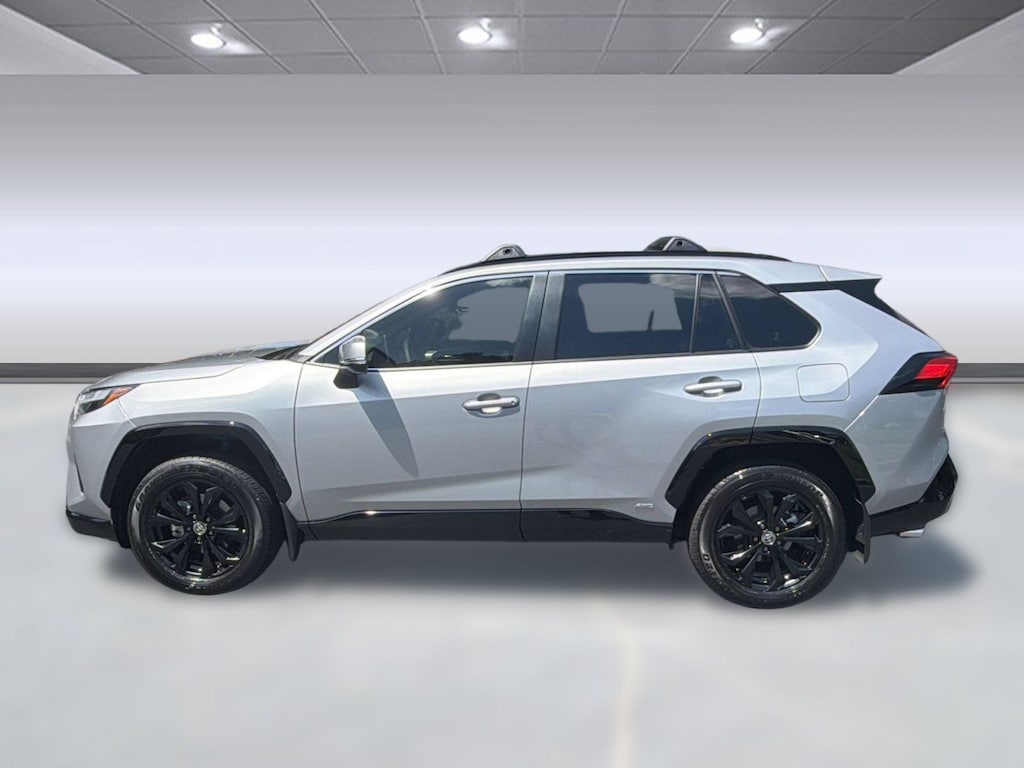 Used 2025 Toyota RAV4 Hybrid SE SUV