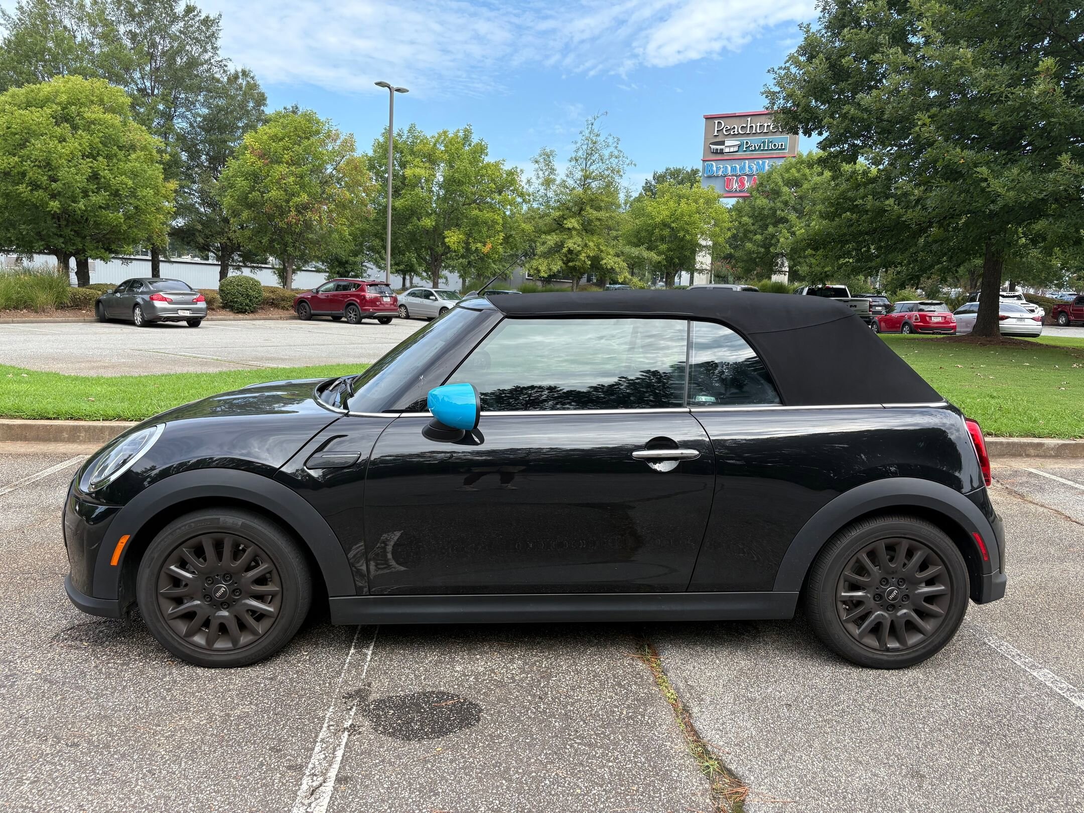 2023 Mini Cooper Convertible photo 2
