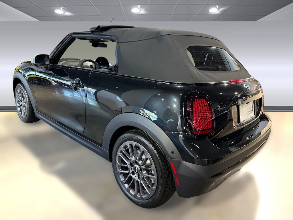 New 2025 MINI Convertible Signature Plus Convertible