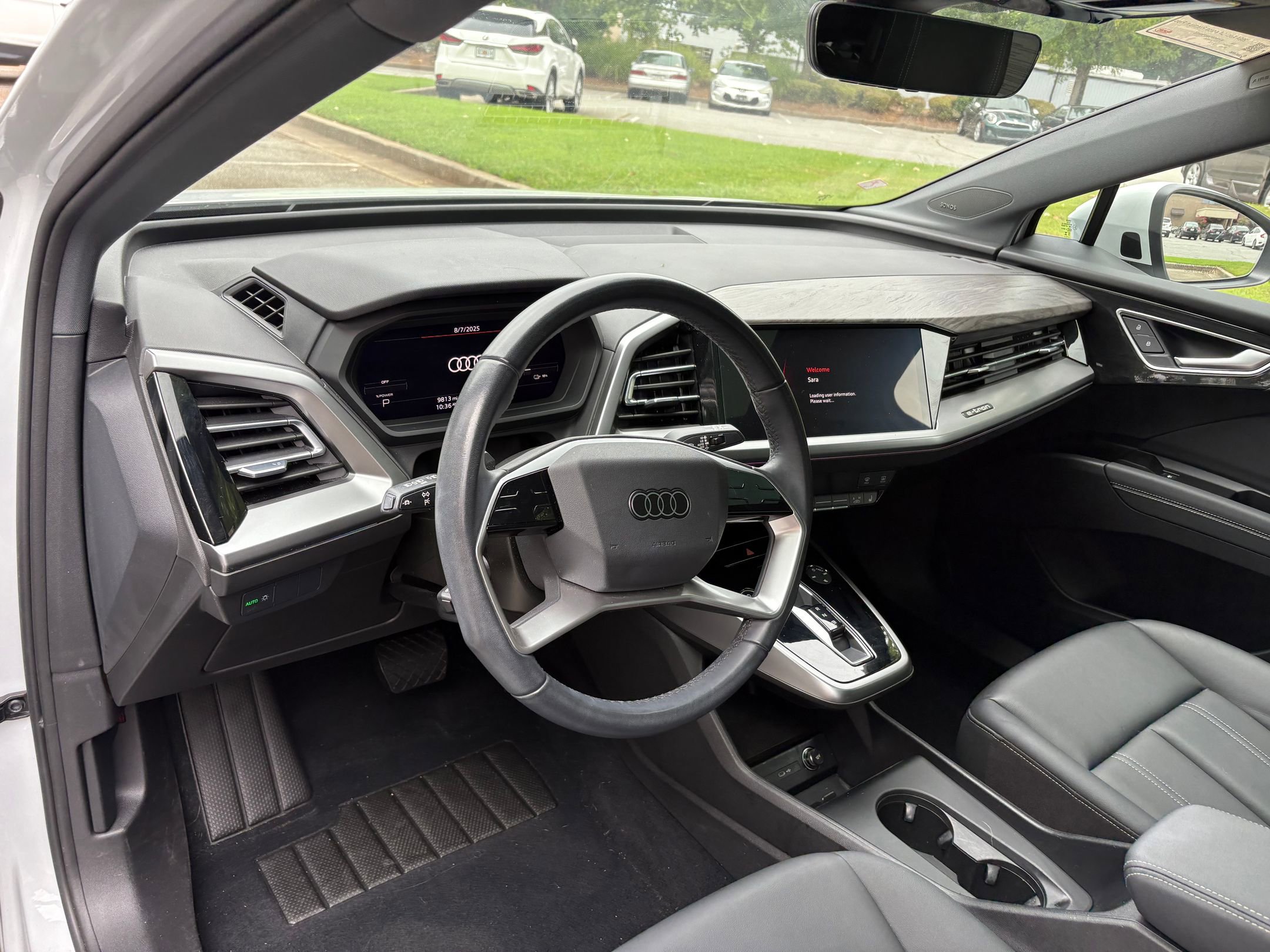 2024 Audi Q4 40 E-tron Premium Plus photo 3