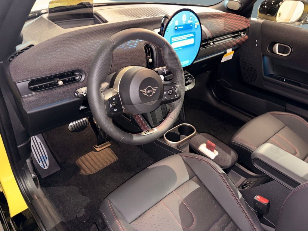 New 2026 MINI 2 Door Signature Plus Hatchback