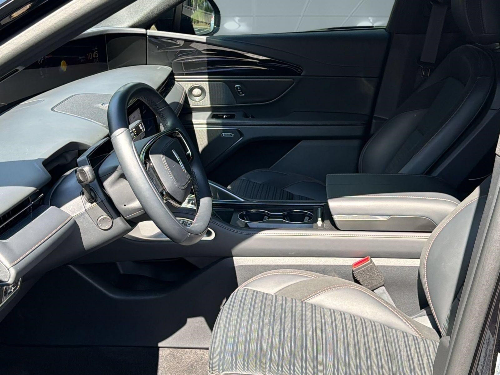 Nautilus Reserve SUV