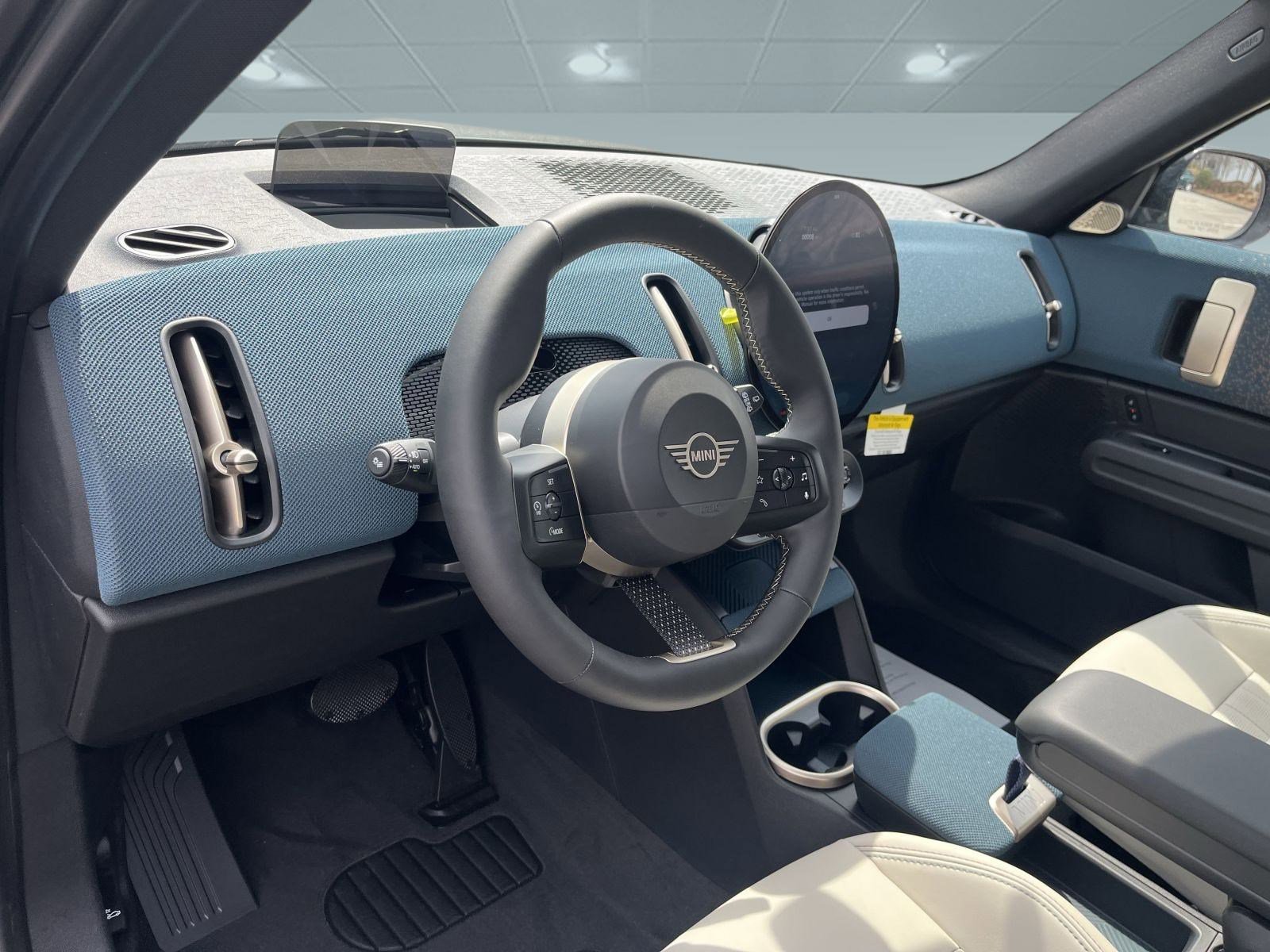 2025 Mini Countryman S ALL4 Iconic photo 3