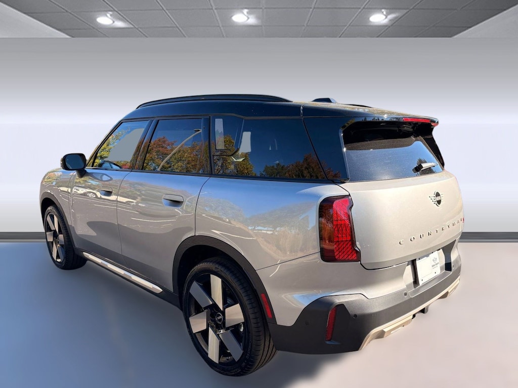 New 2026 MINI Countryman Iconic SUV