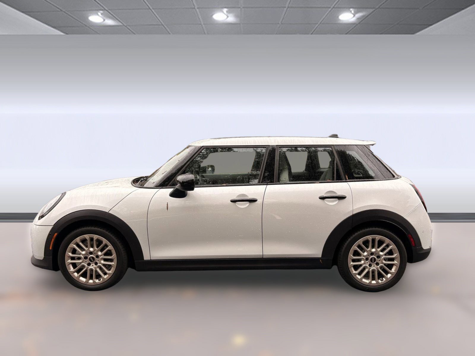 2025 Mini Cooper 4 Door Hardtop Signature photo 2