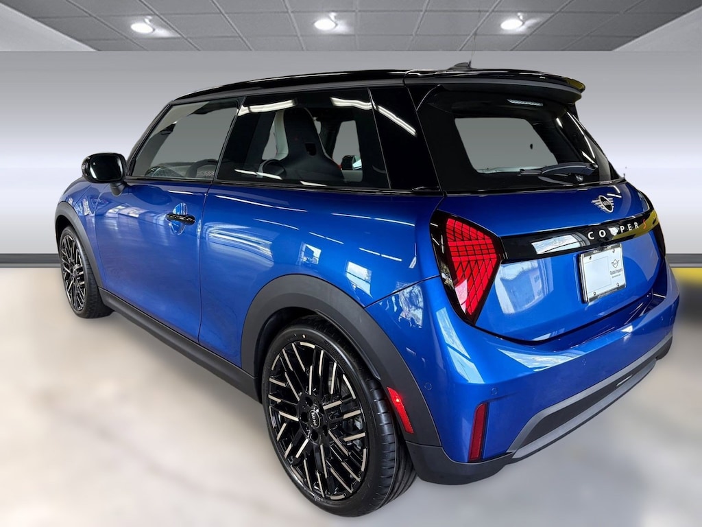 New 2026 MINI 2 Door Signature Plus Hatchback