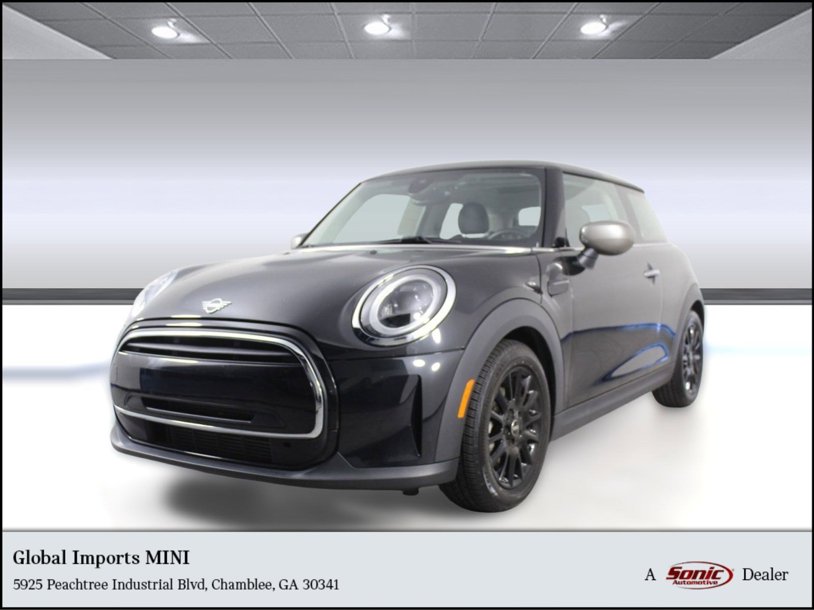 2023 MINI Hardtop 2 Door Base's photo