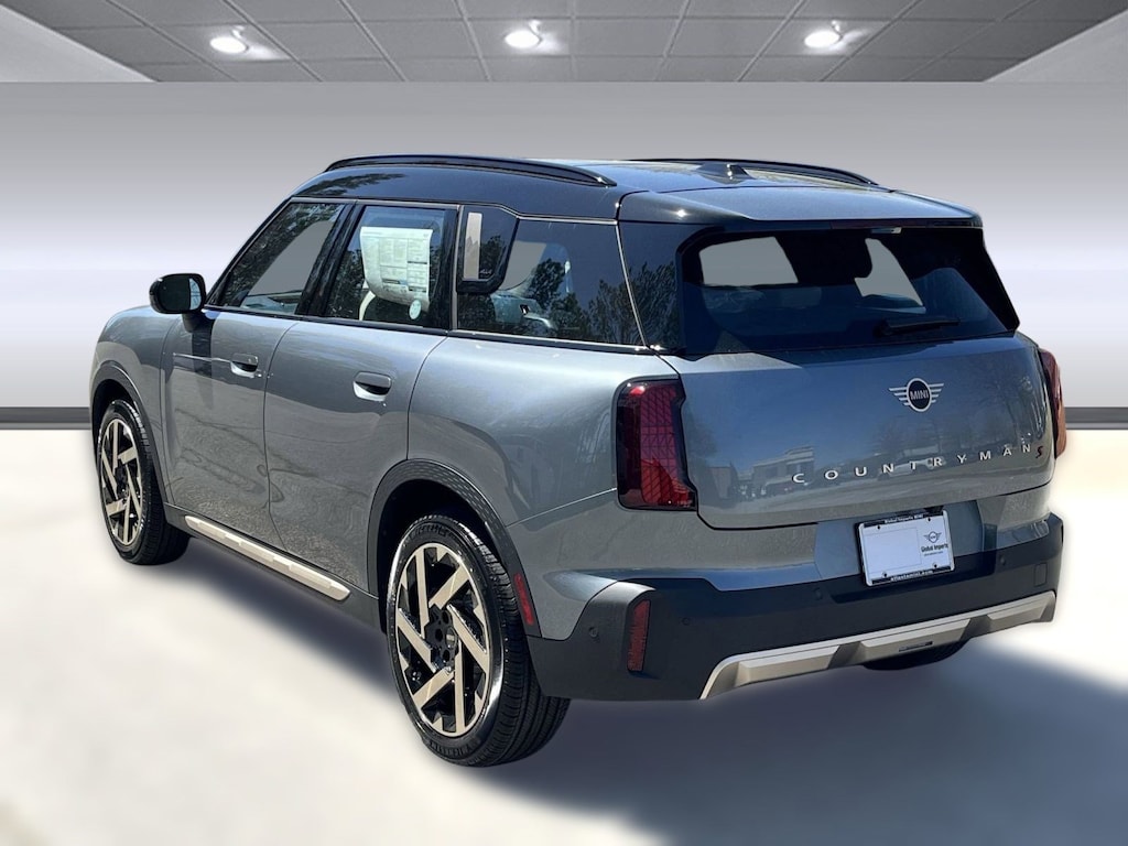 New 2025 MINI Countryman Signature Plus SUV