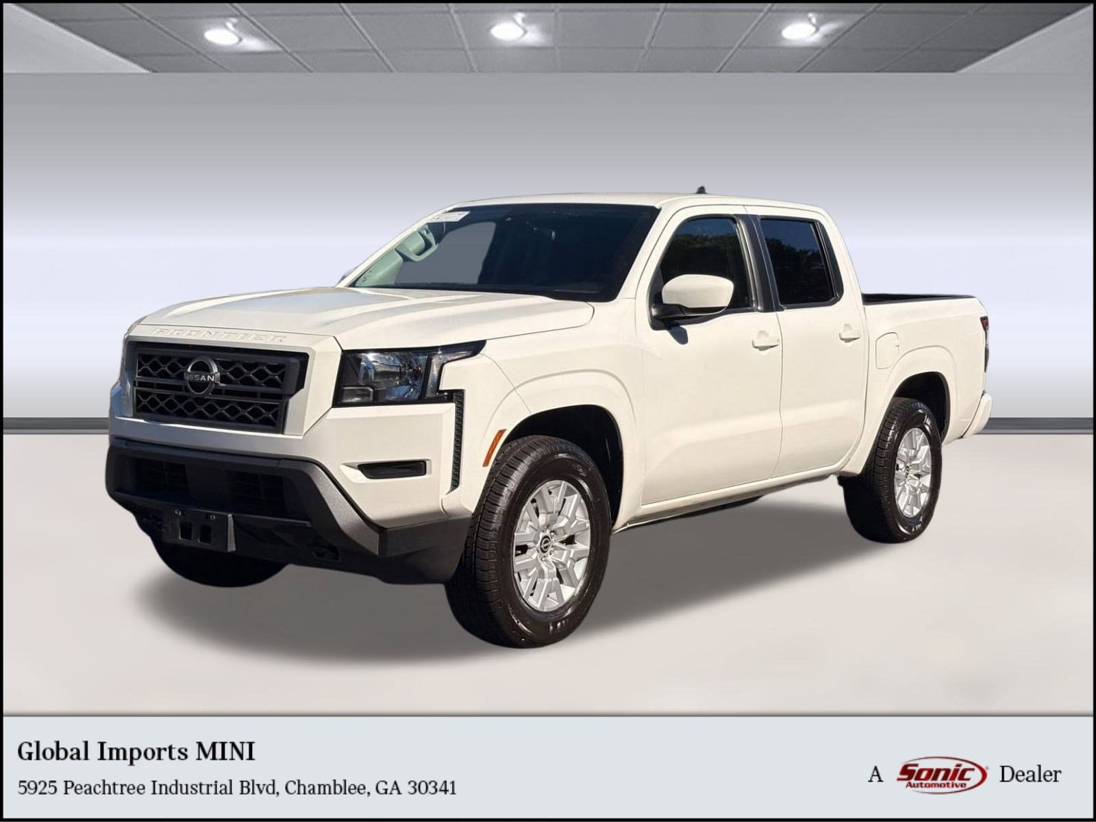 2023 Nissan Frontier SV's photo