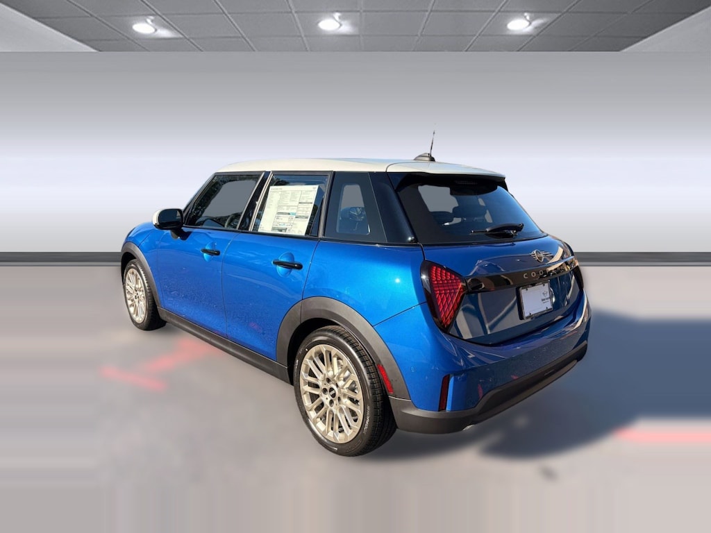 New 2026 MINI 4 Door Signature Plus Hatchback