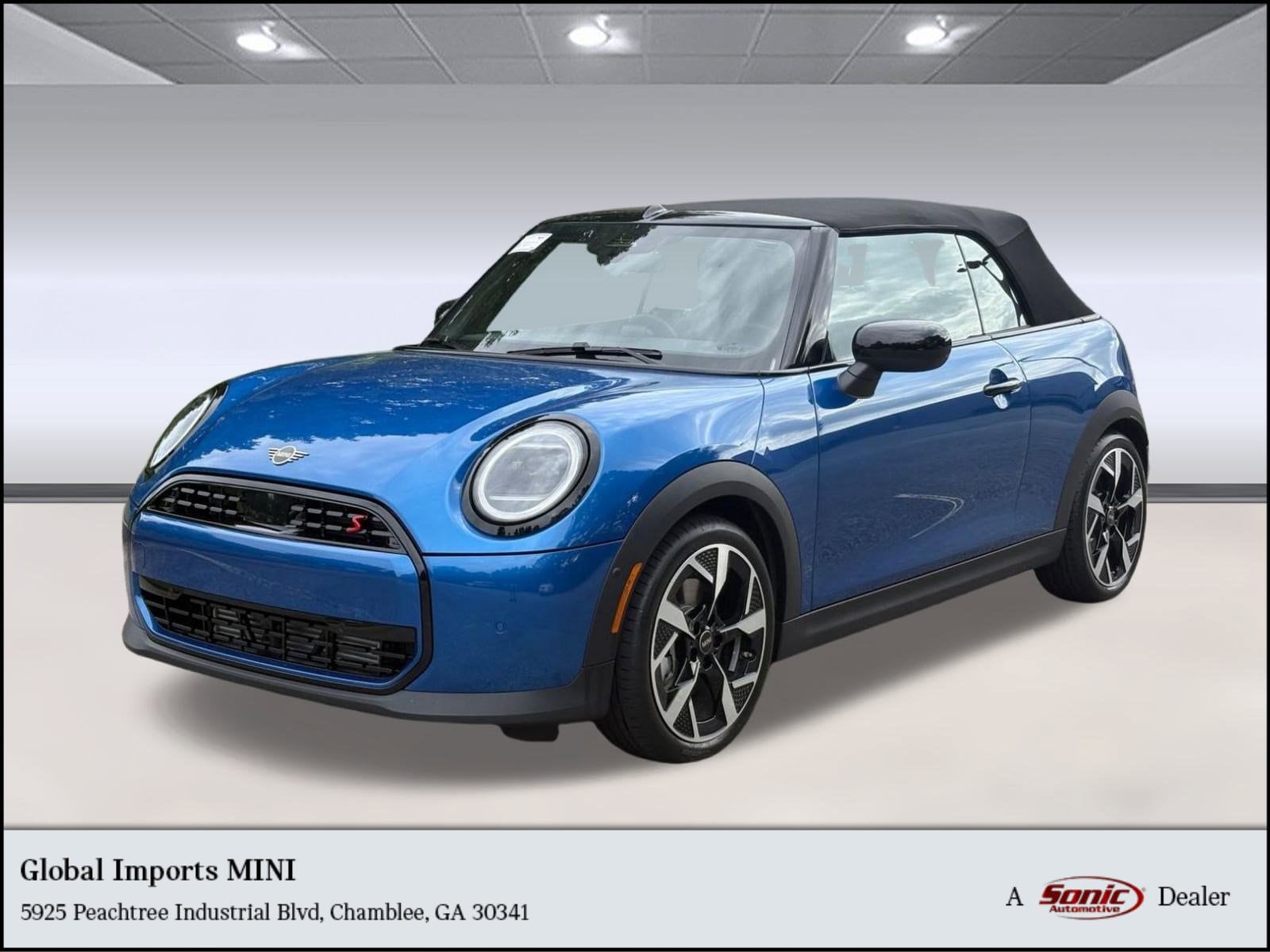 2025 MINI Convertible S's photo