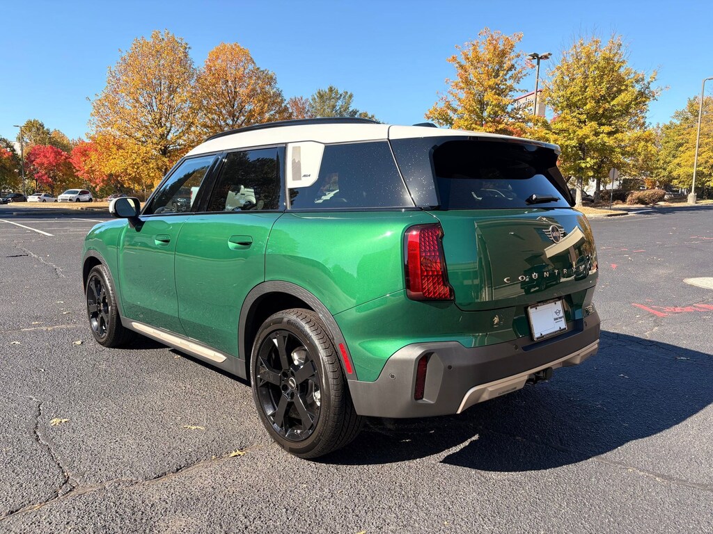 New 2026 MINI Countryman Iconic SUV