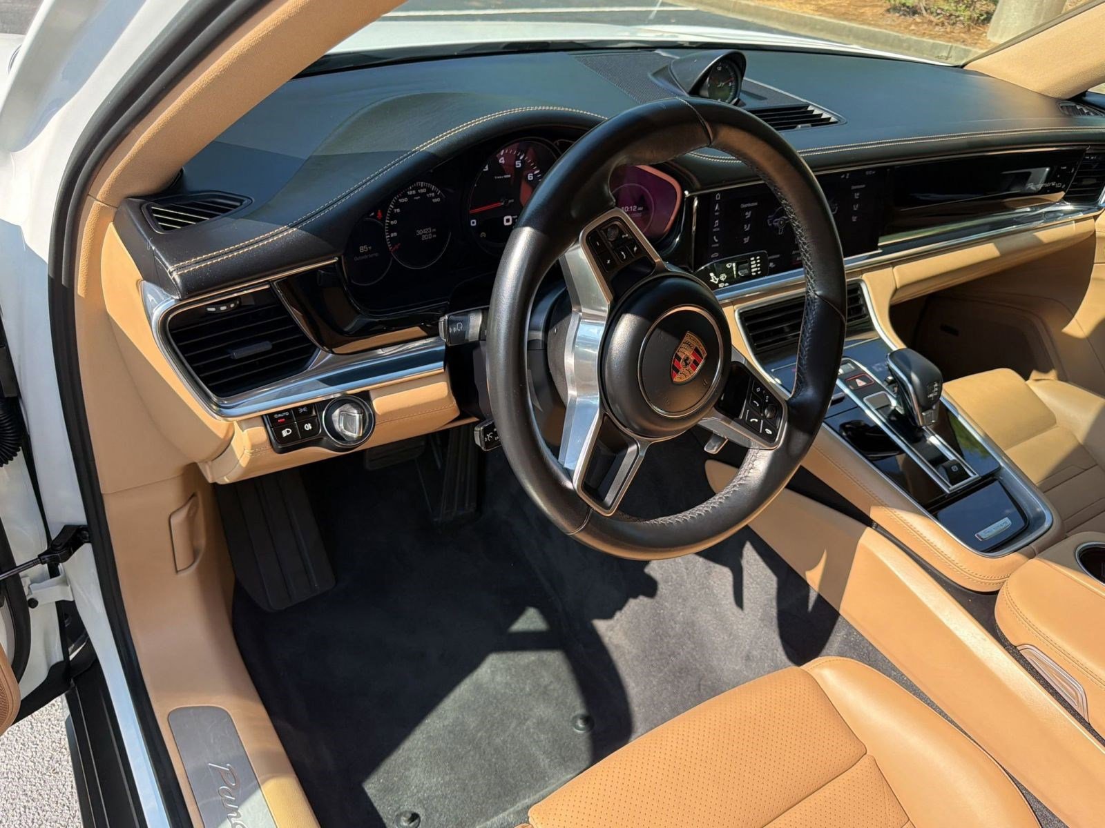 Panamera 10 Years Edition Sedan