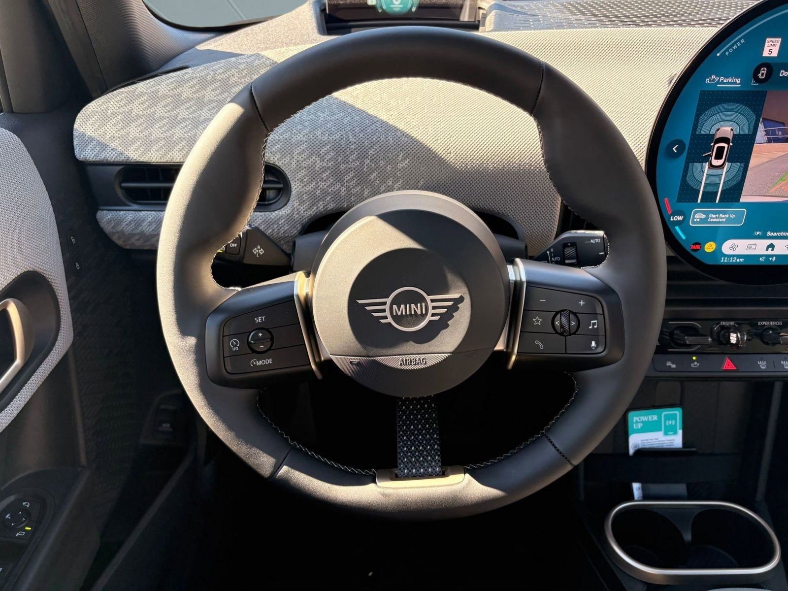 2026 MINI Hardtop 4 Door - Photo 18
