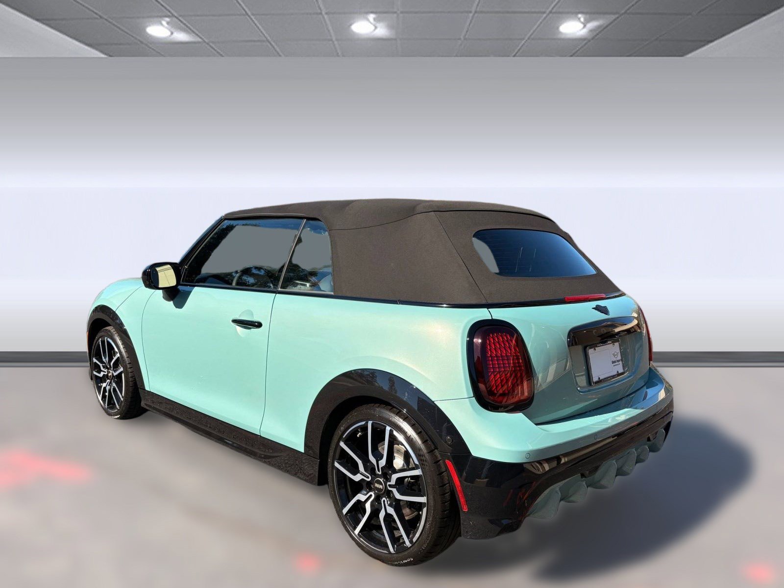 2026 Mini Cooper Convertible Iconic photo 3
