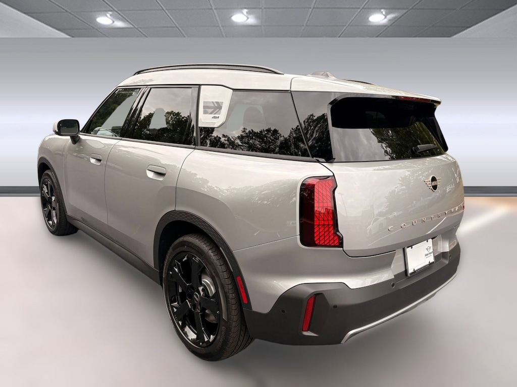 New 2026 MINI Countryman Iconic SUV