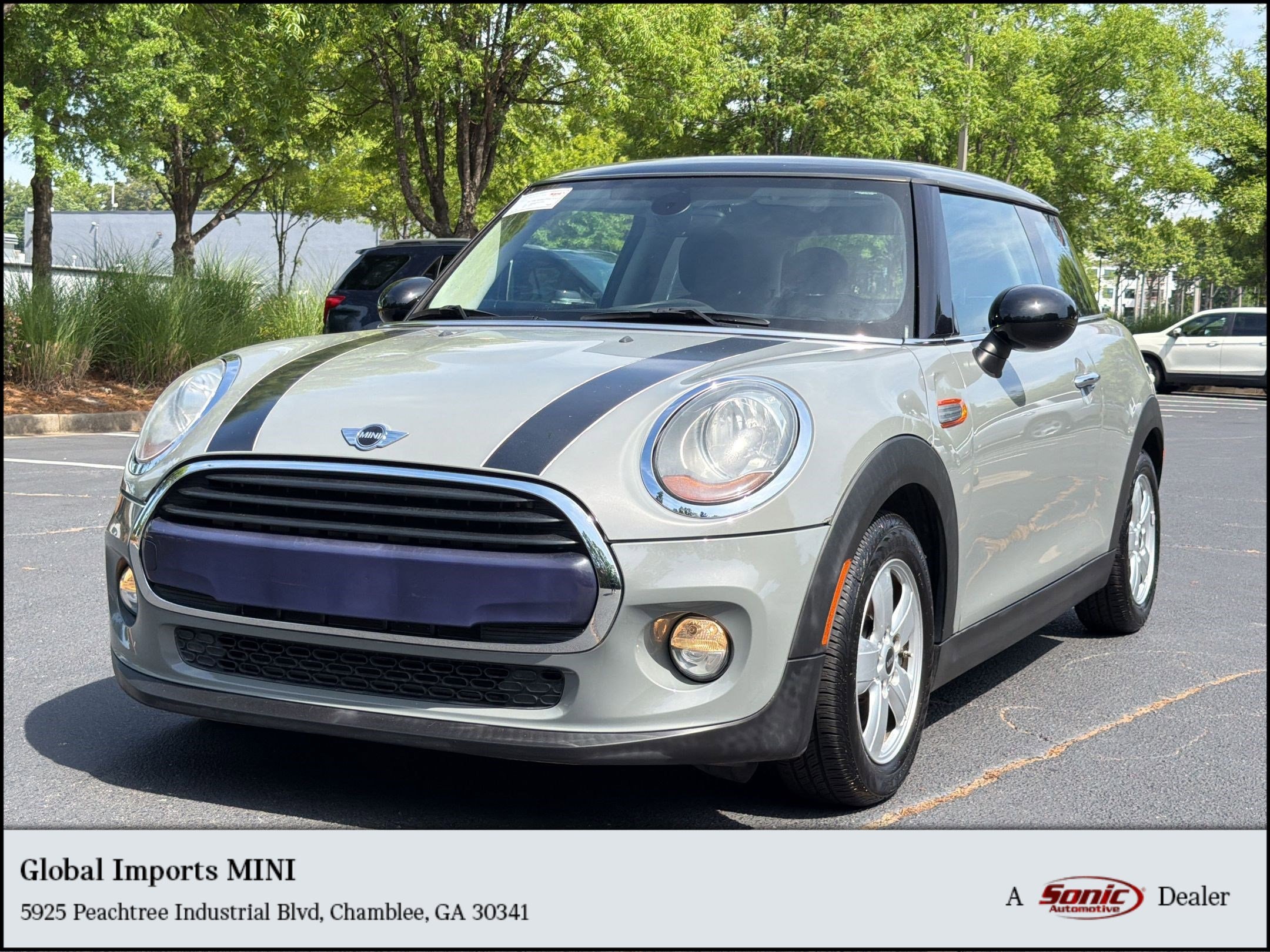 2017 MINI Cooper -'s photo