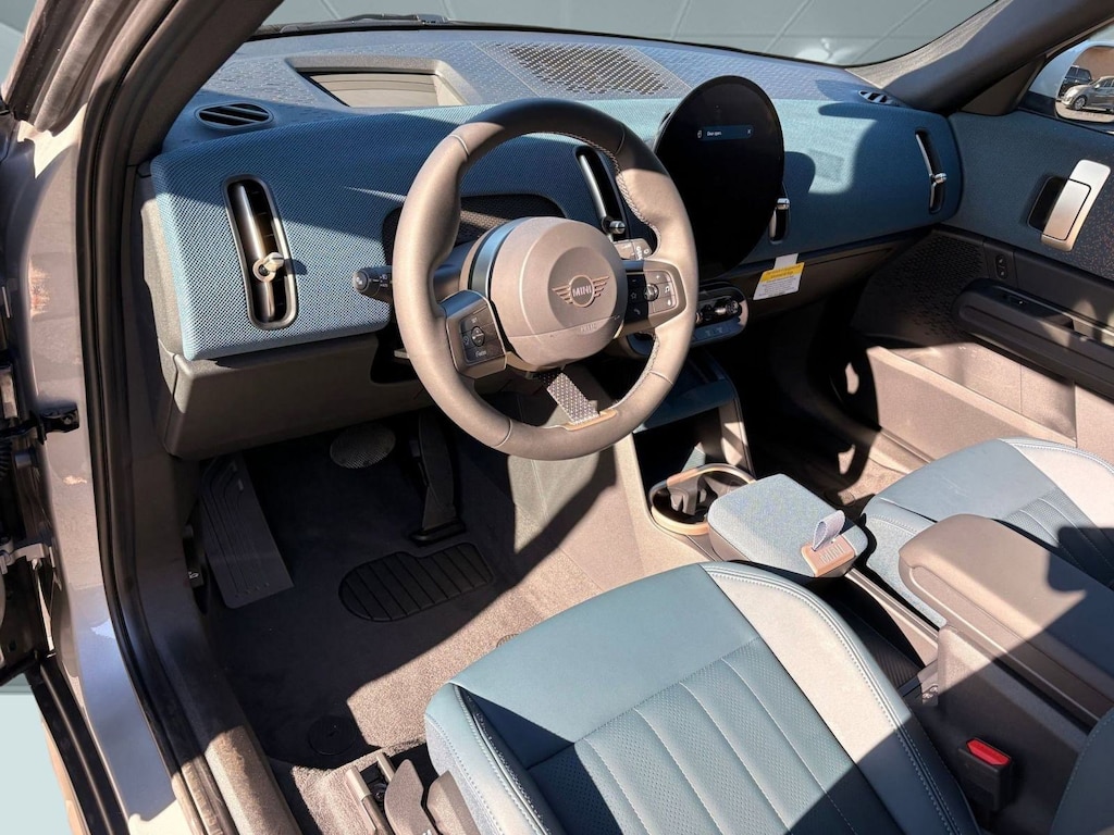 New 2026 MINI Countryman Signature Plus SUV