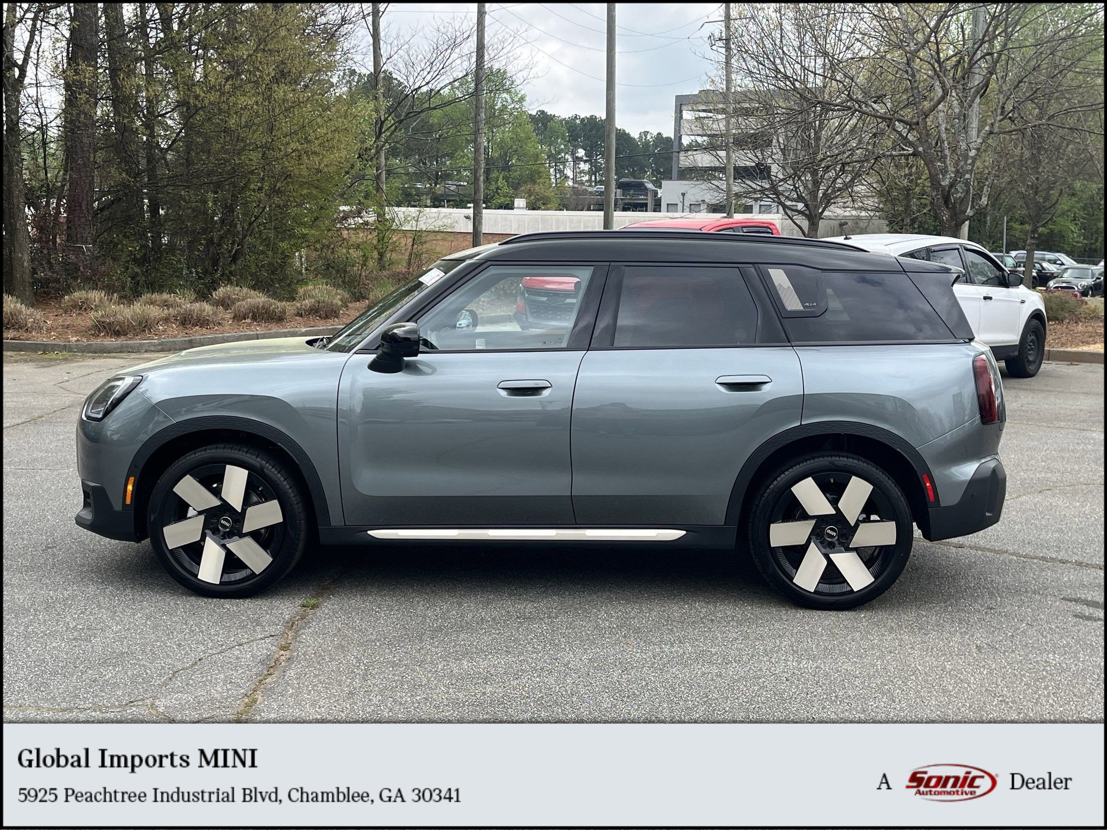 2025 MINI Countryman Iconic