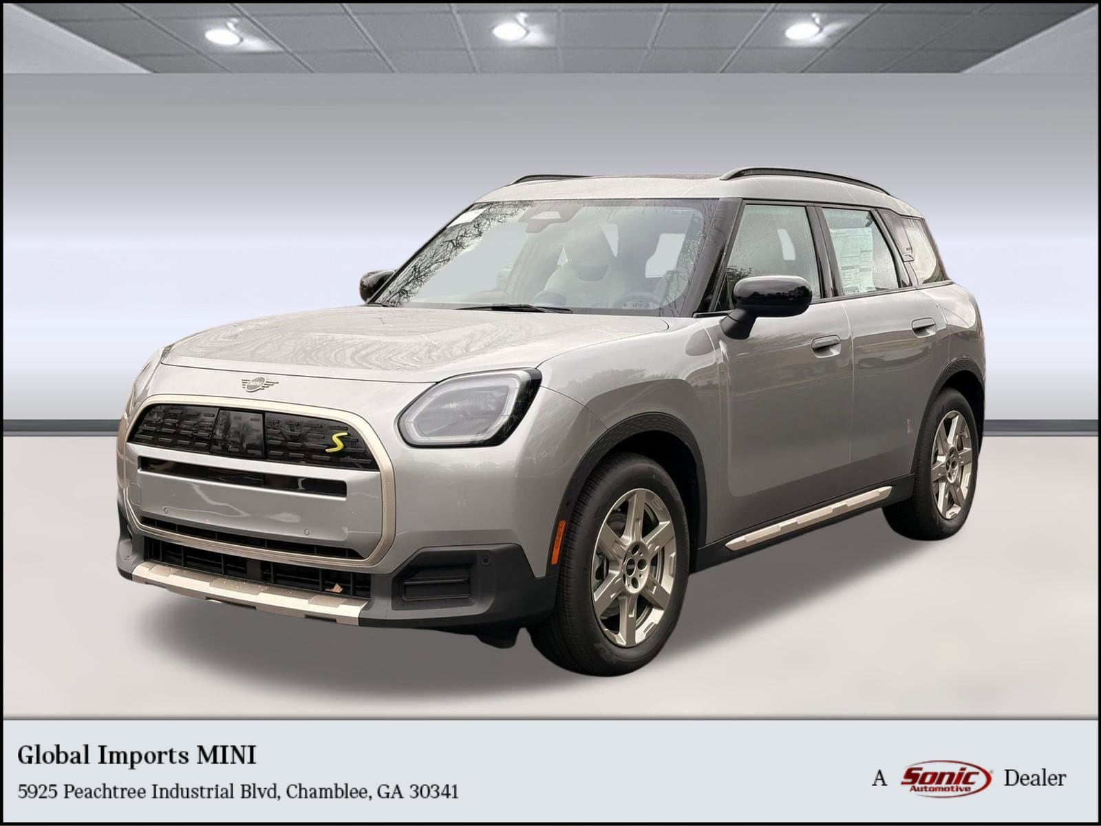 2025 MINI Countryman SE's photo