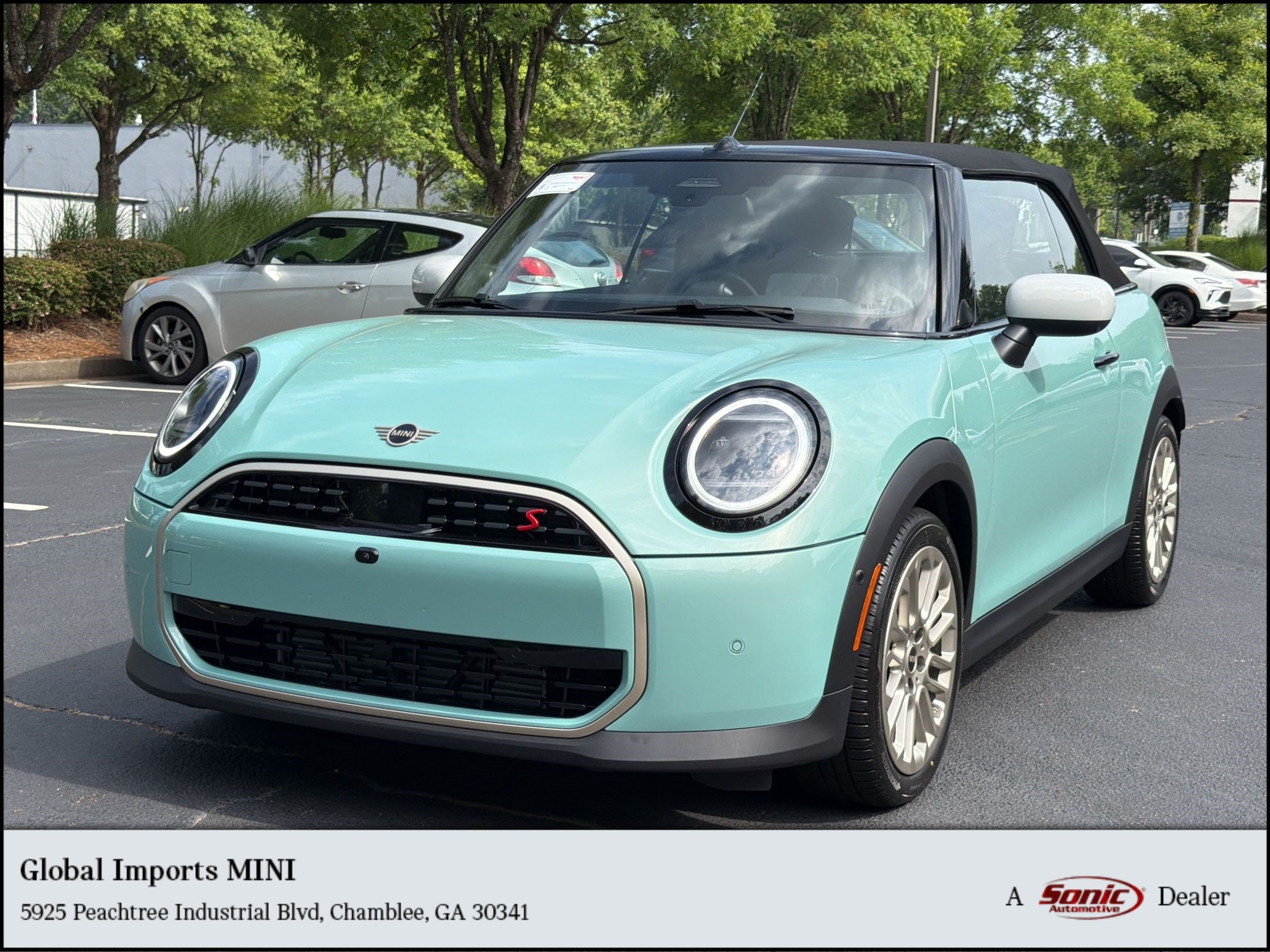 2026 MINI Convertible Cooper S's photo