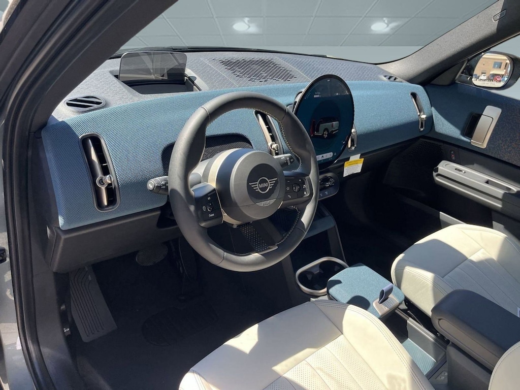 New 2025 MINI Countryman Signature Plus SUV