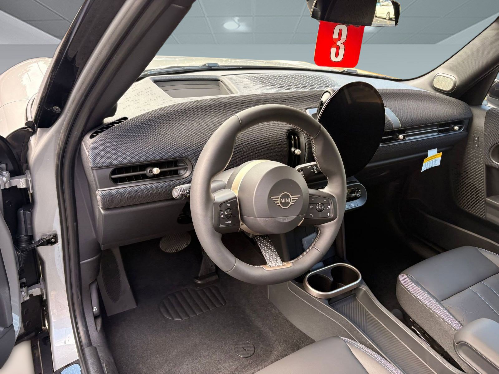 2026 Mini Cooper S 4 Door Iconic photo 4