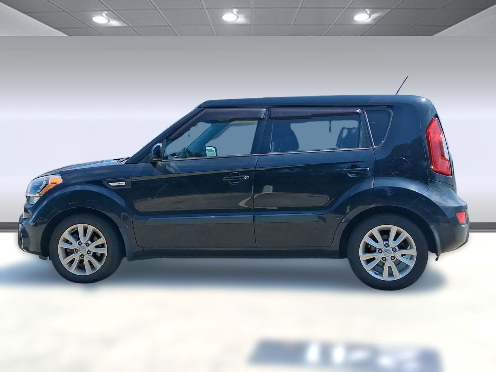 Used 2013 Kia Soul Base with VIN KNDJT2A5XD7627058 for sale in Chamblee, GA