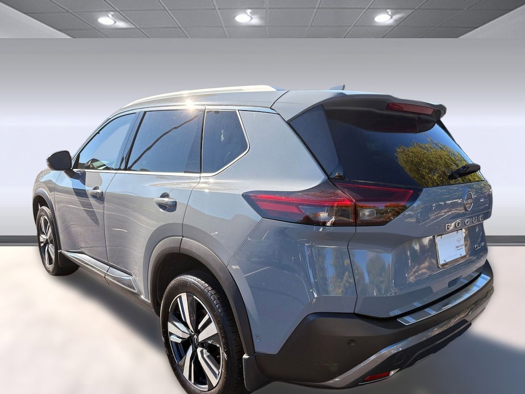 Used 2023 Nissan Rogue SL SUV