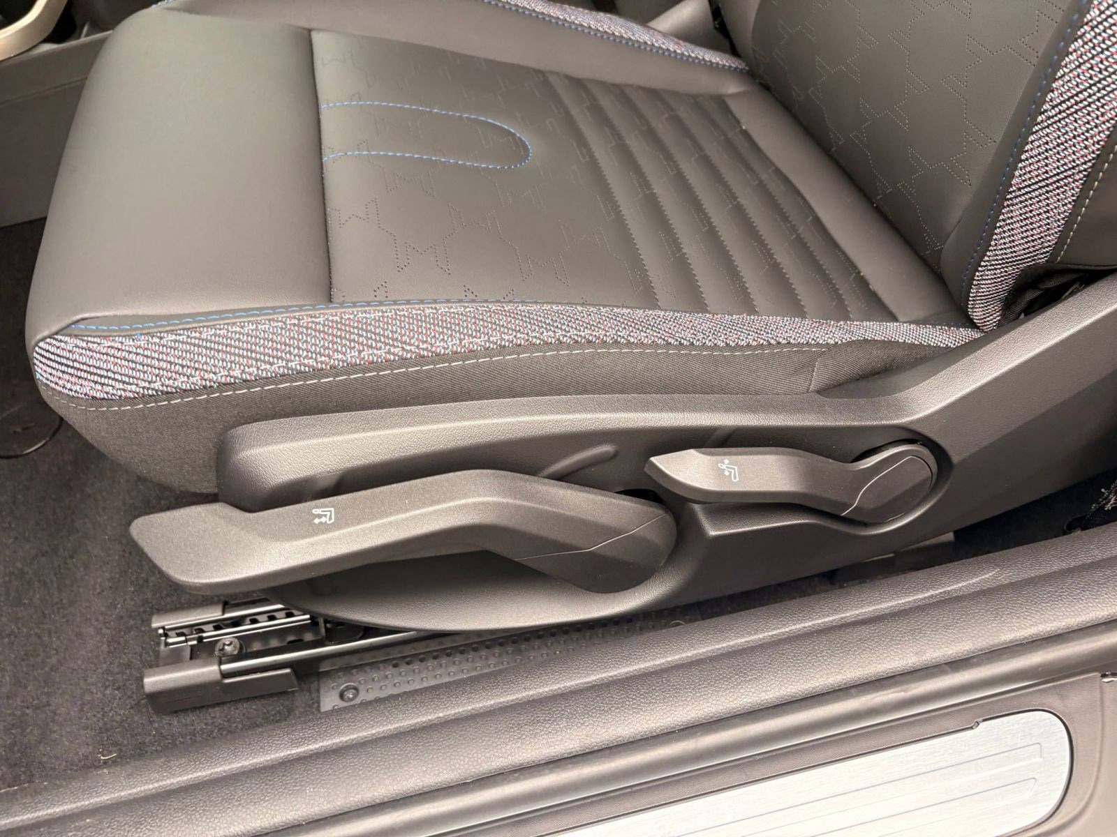 2026 MINI Hardtop 2 Door S - Photo 8