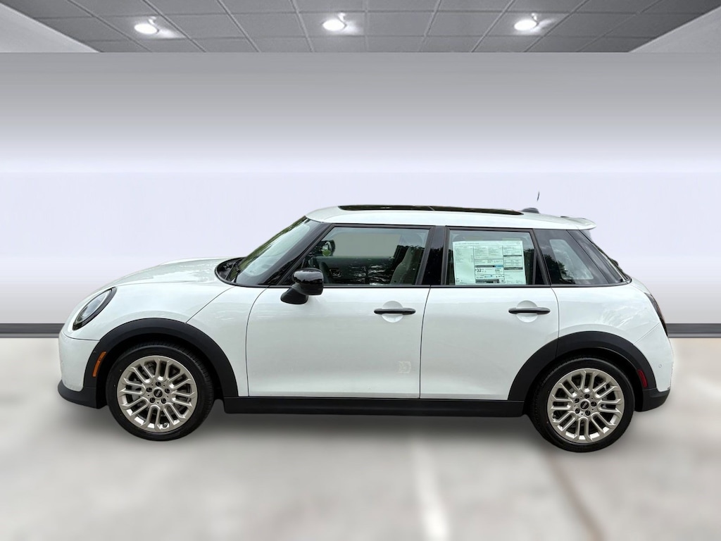New 2025 MINI Hardtop 4 Door Signature Plus Hatchback