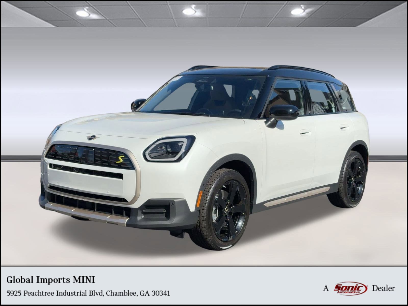 2025 MINI Countryman SE's photo