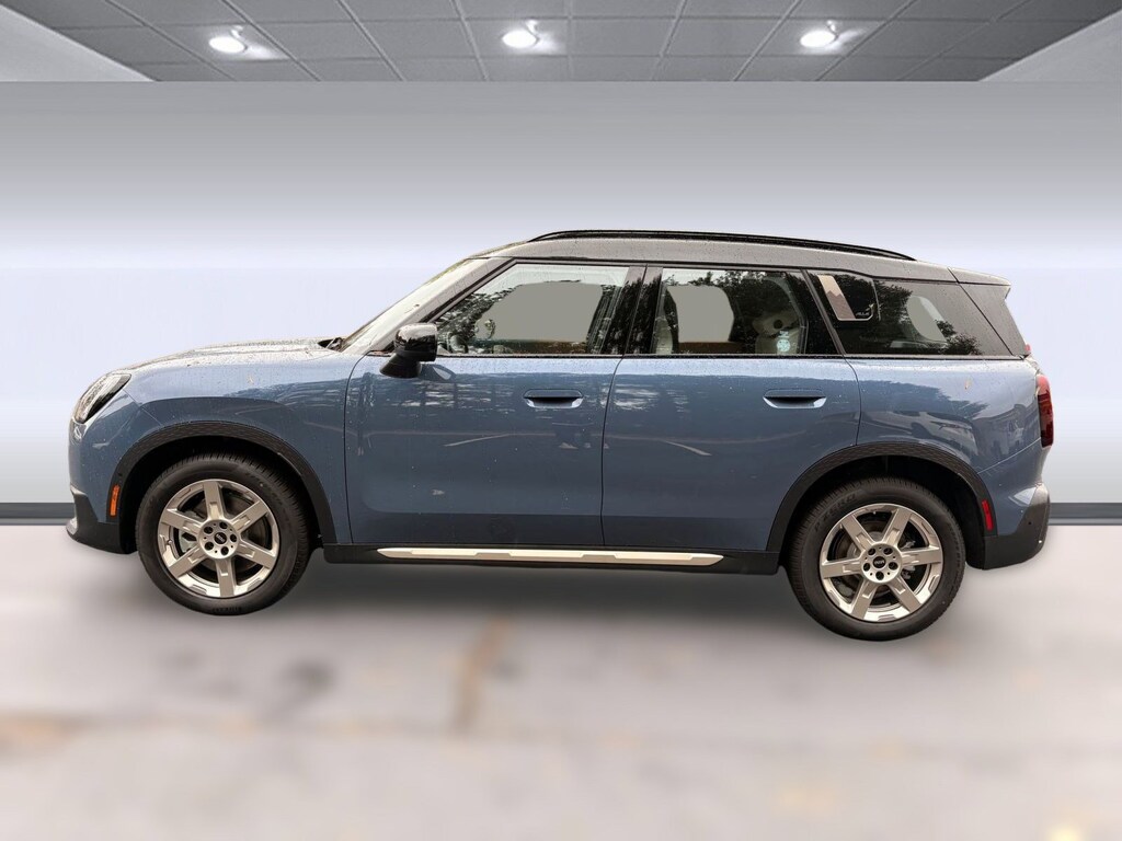 New 2026 MINI Countryman Signature Plus SUV