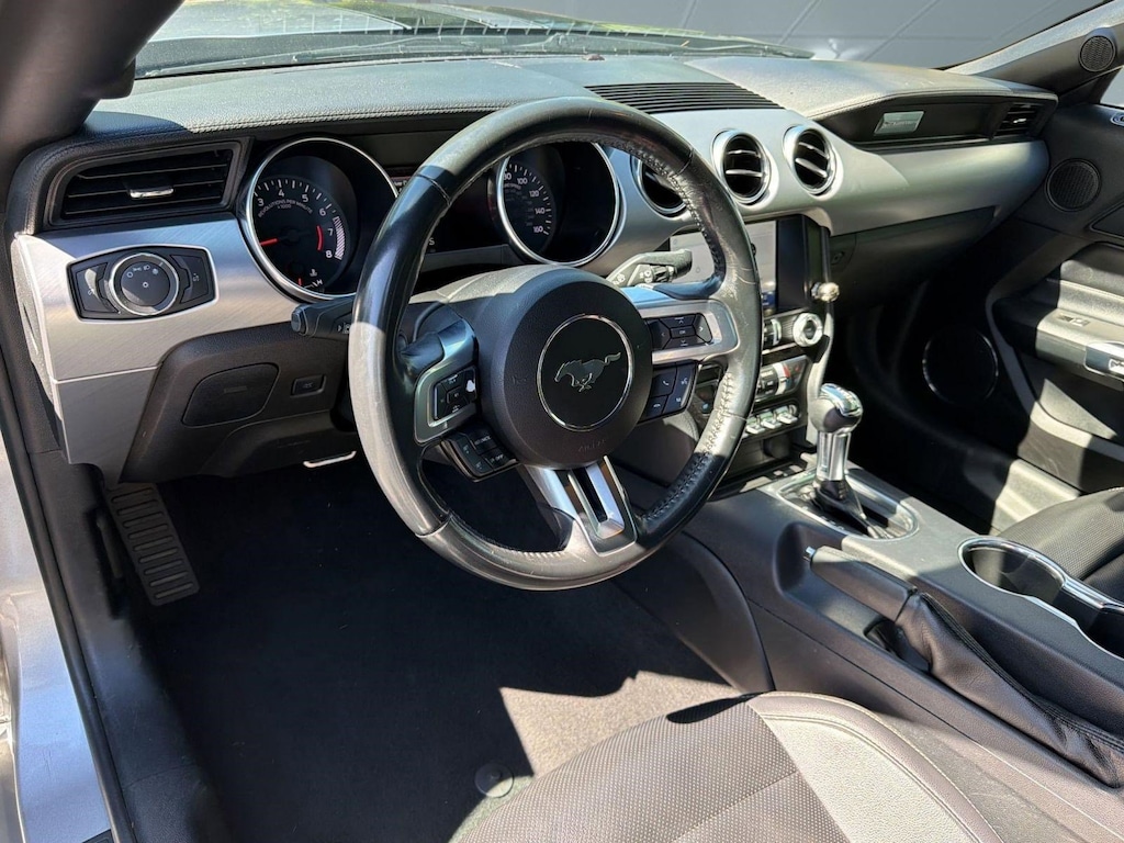 Used 2022 Ford Mustang Convertible