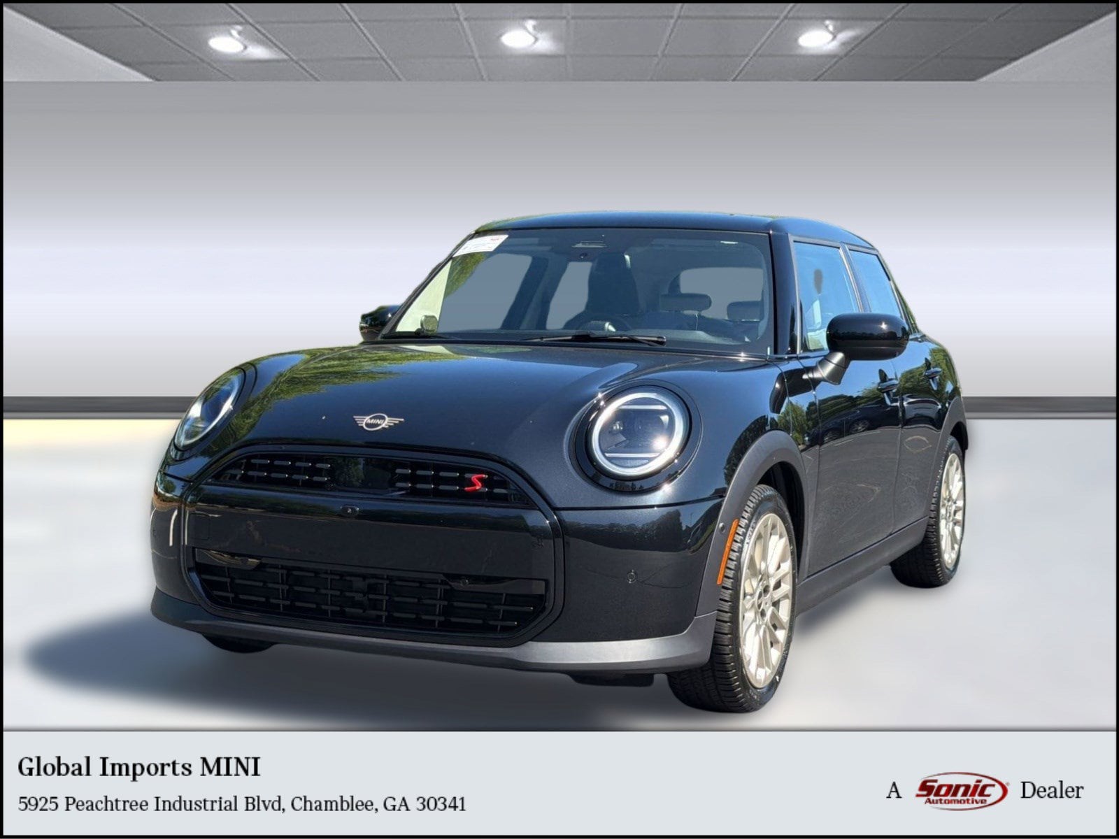 2026 MINI Hardtop Cooper S's photo