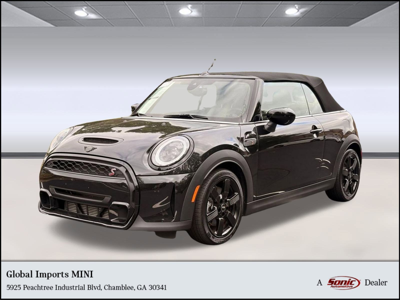 2023 MINI Convertible S's photo