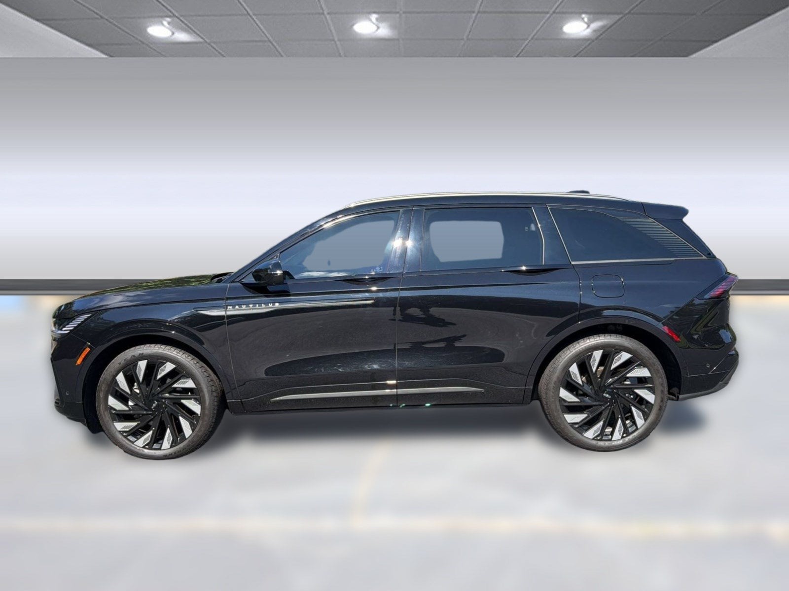 Nautilus Reserve SUV