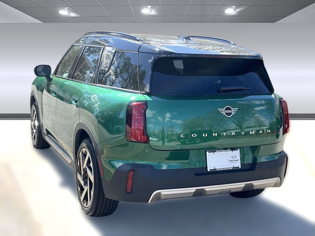 New 2025 MINI Countryman Iconic SUV